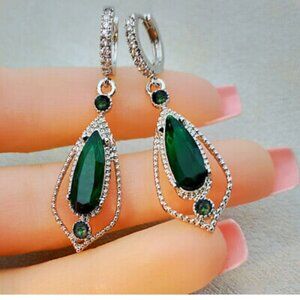 New Sterling silver gorgeous earrings